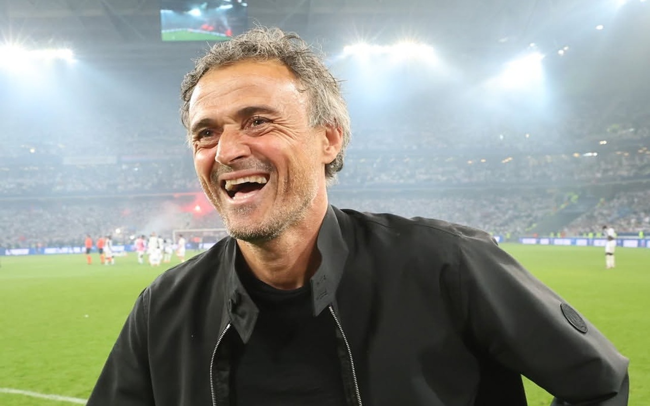 Kontrak Baru Luis Enrique di PSG, Gaji £17 Juta Bikin Namanya Masuk 3 Besar Dunia
