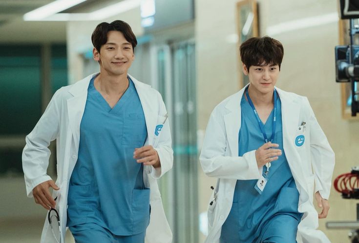 Ghost Doctor: Drama Korea Medis Penuh Emosi dan Humor