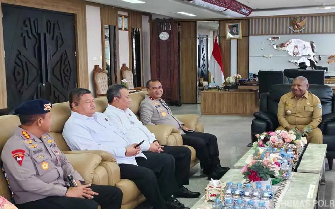 Kapolda Papua Barat Dukung Program Ketahanan Pangan Nasional, Siap Libatkan Petani Tanam Jagung