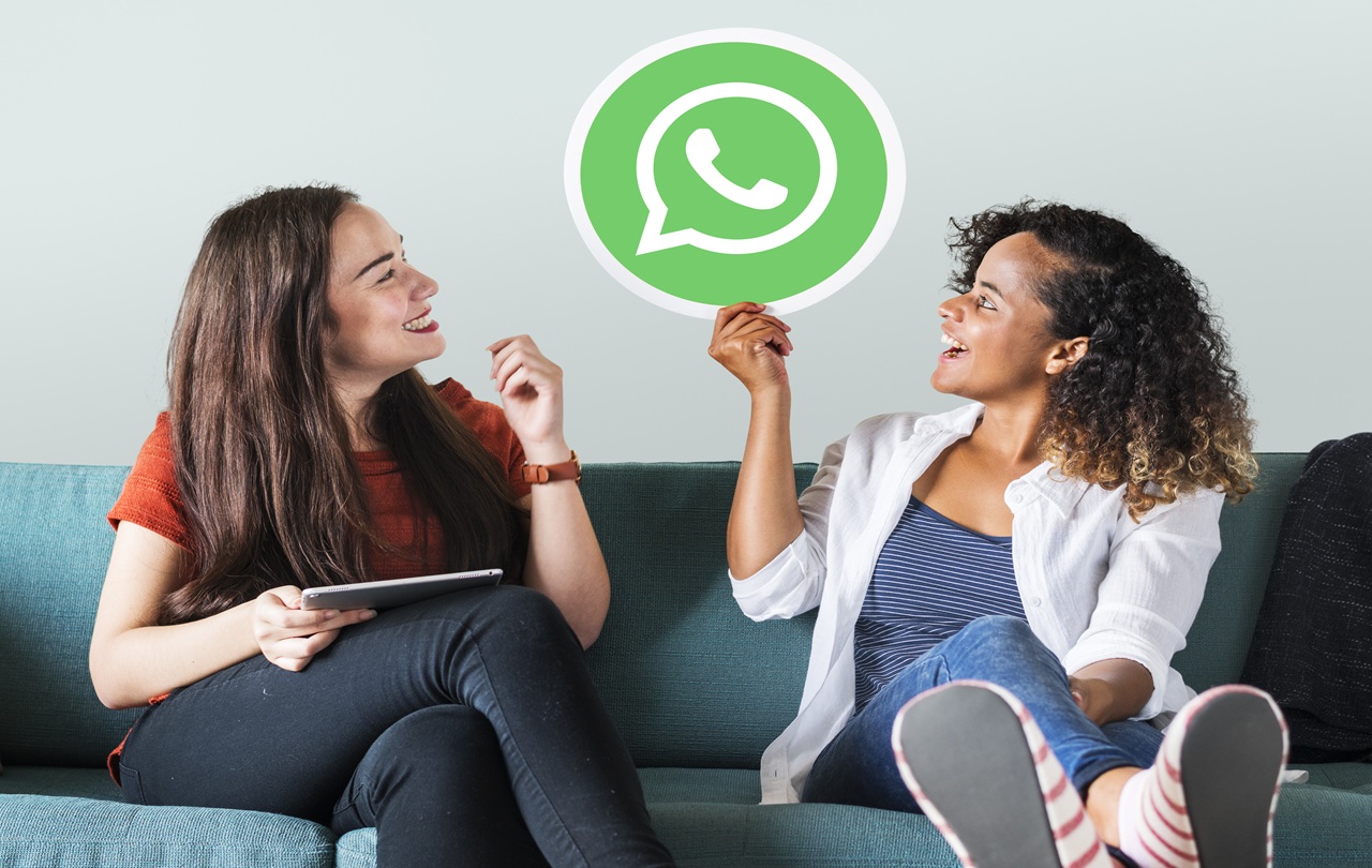 WhatsApp Kini Bisa Rangkum Chat Panjang Pakai Meta AI, Begini Cara Menggunakannya