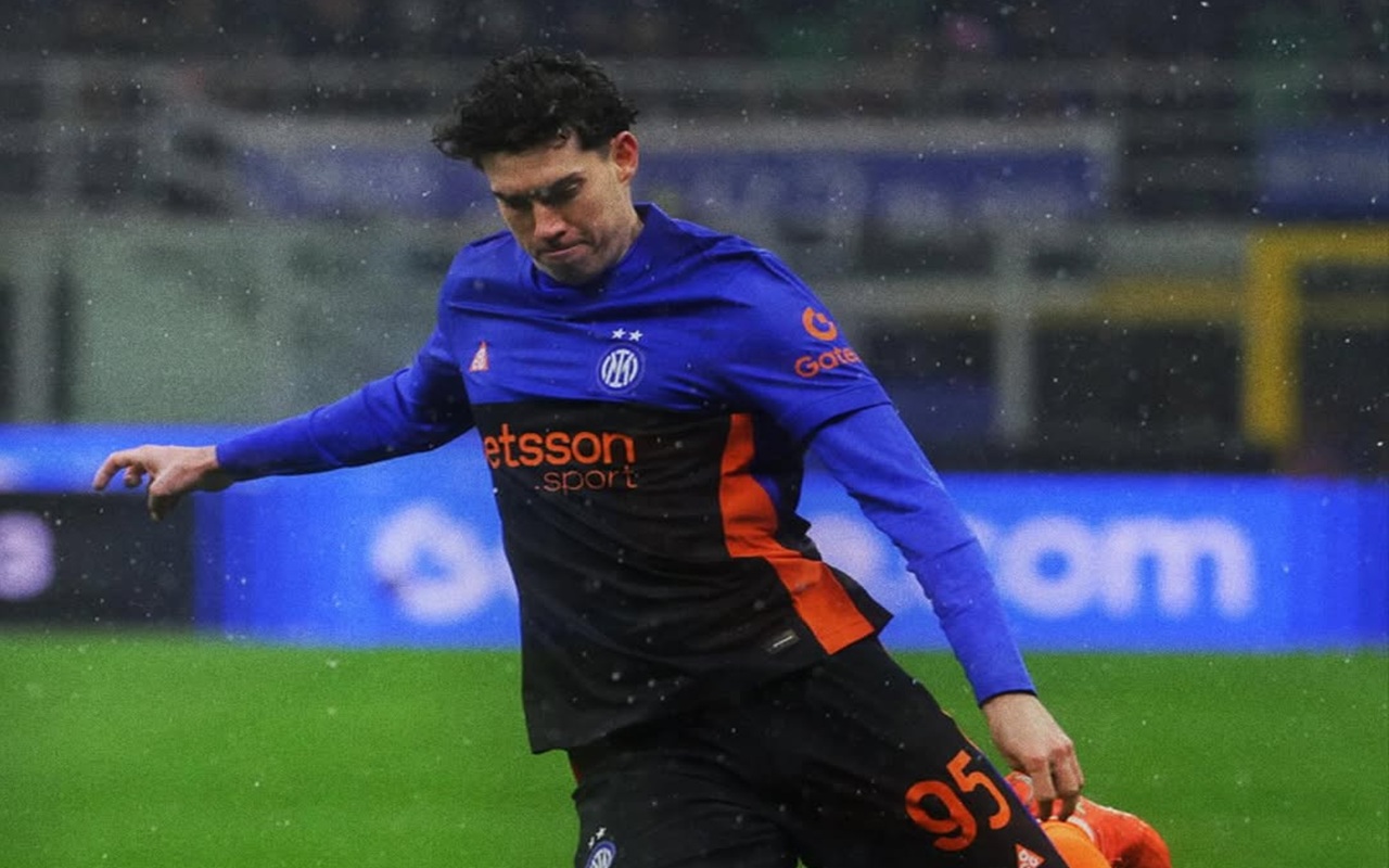 Alessandro Bastoni Hanya Ingin Barcelona, Inter Milan Siap Pasang Harga Tinggi