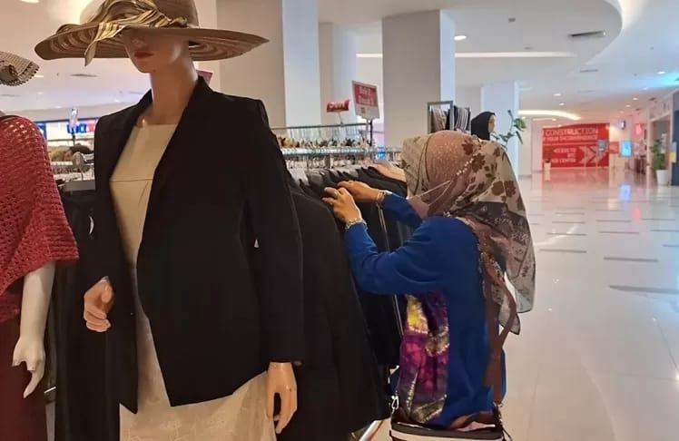 Viral Rojali dan Rohana! Pengunjung Mal Sekarang Cuma Jalan-Jalan, Kenapa?