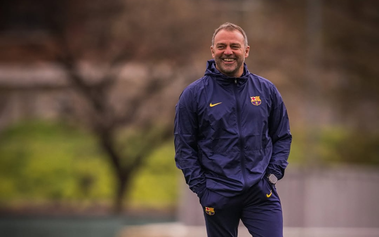 Hansi Flick Dekati Rekor Guardiola Usai Barcelona Menang Besar atas Sevilla