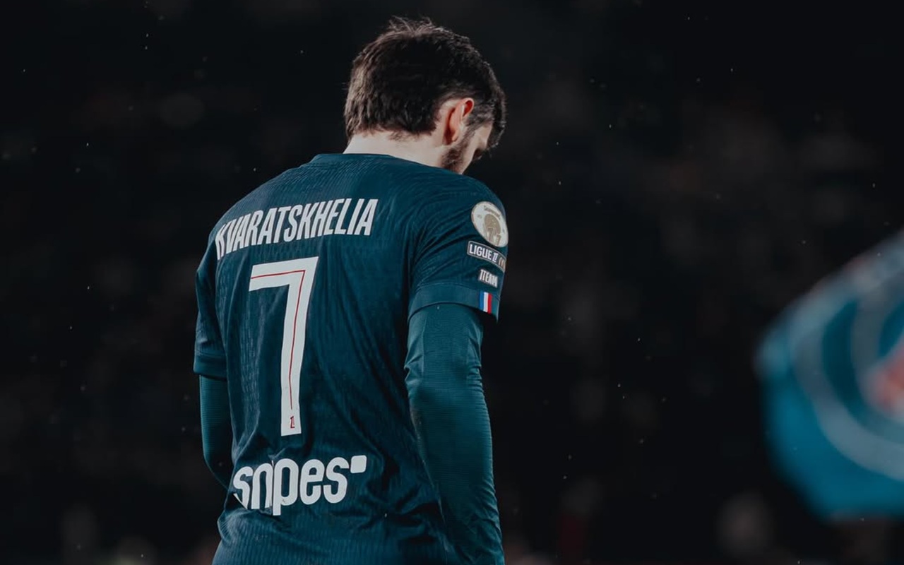 Liverpool dan Arsenal Gagal Dapatkan Kvaratskhelia, PSG Pasang Tembok Kuat