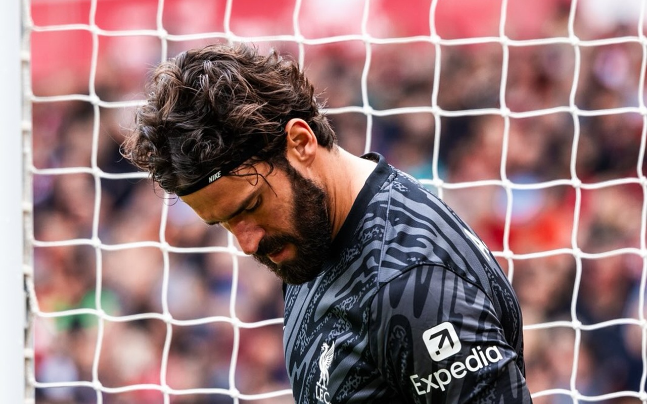 Juventus Incar Alisson Becker, Liverpool Berpotensi Kehilangan Kiper Andalan