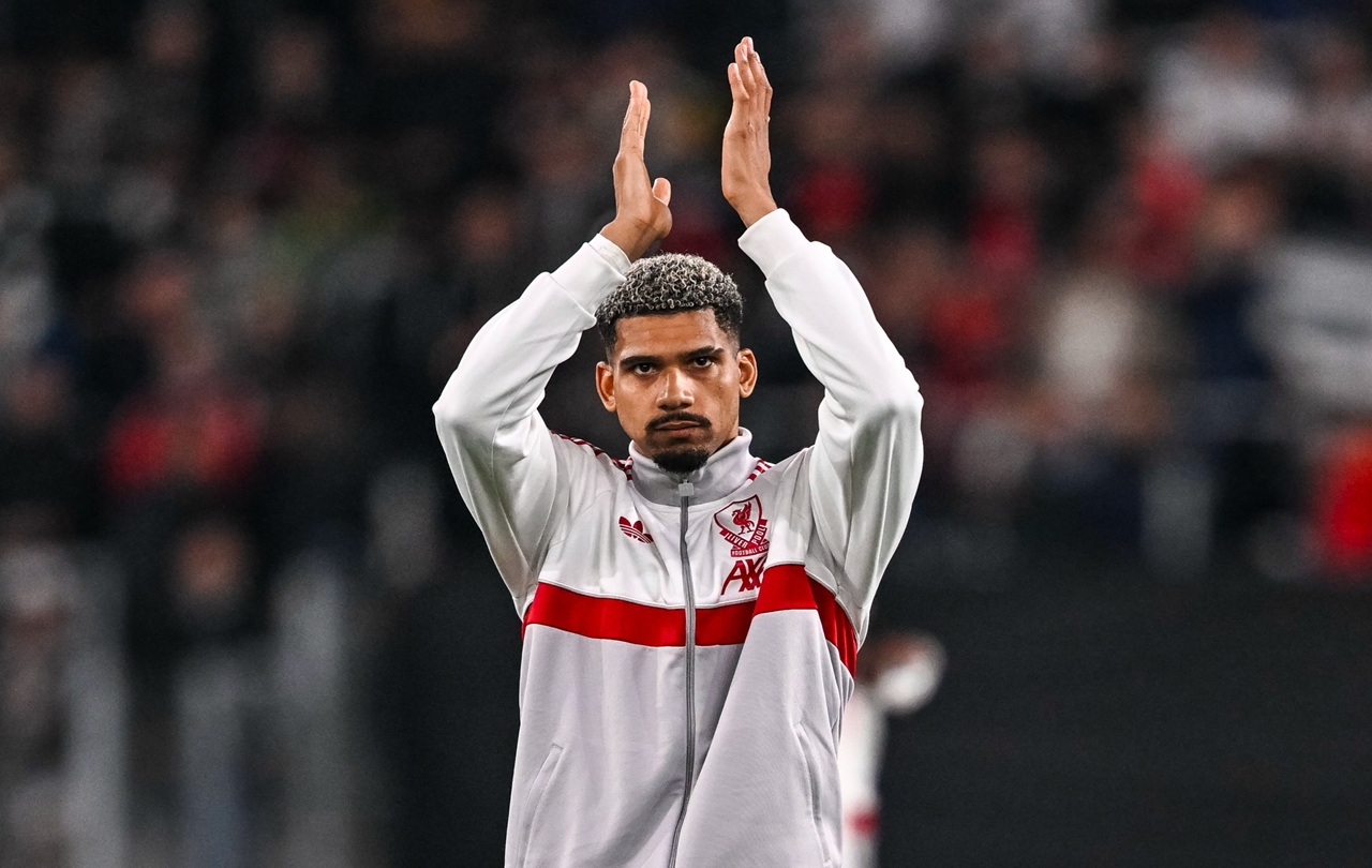 Liverpool Berpeluang Permanenkan Ronald Araujo, Sang Bek: Masih Terlalu Dini