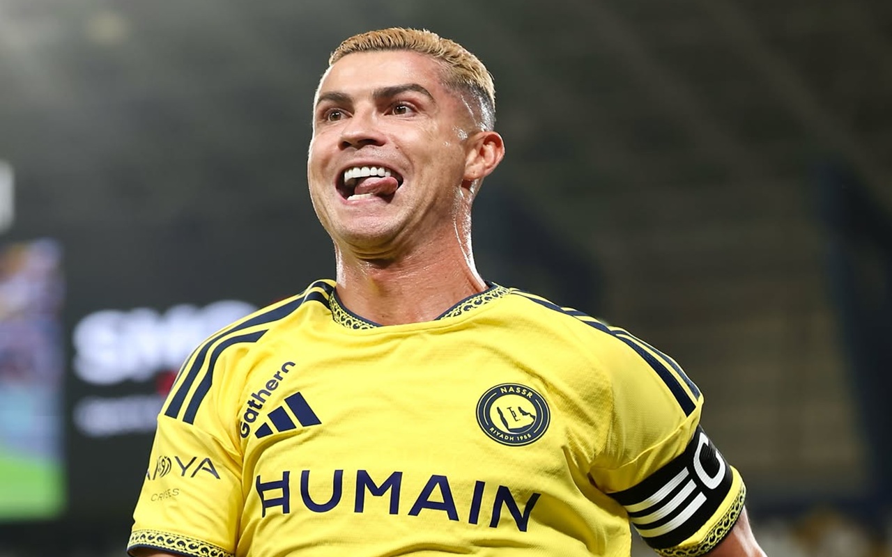 Cristiano Ronaldo Tinggal 21 Gol Menuju 1.000, AI Prediksi Tembus April 2027