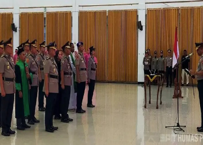 Kapolda Papua Barat Reshuffle 7 Pejabat, Kombes Trihadi Kuncahyo Resmi Jadi Kabid Humas