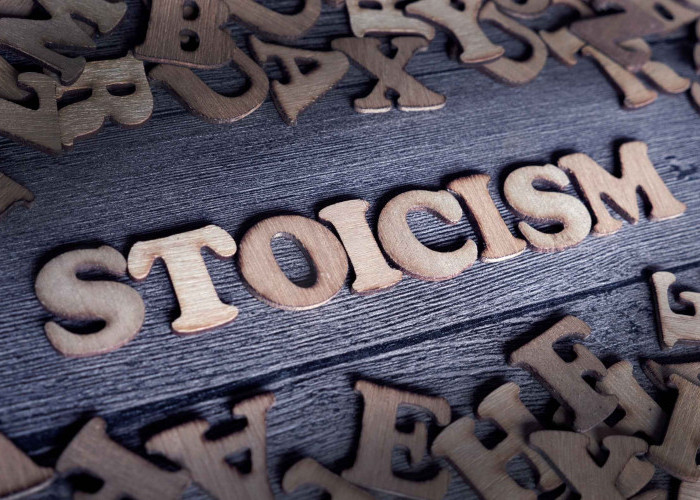 Stoicism dan Hubungan: Belajar Mengelola Emosi Tanpa Kehilangan Cinta