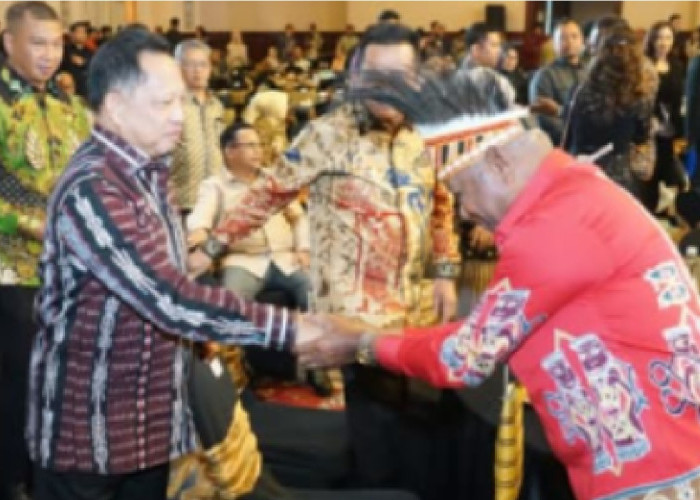 Papua Barat Masuk Daerah Berprestasi, Raih Penghargaan Bergengsi