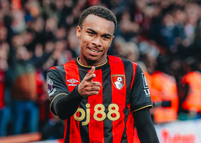 Bournemouth Tutup Pintu untuk Barcelona, Eli Junior Kroupi Tak Dijual Berapa Pun Harganya
