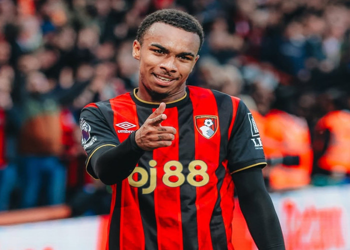 Arsenal Pantau Eli Junior Kroupi, Bournemouth Pasang Harga Fantastis Rp1,7 Triliun