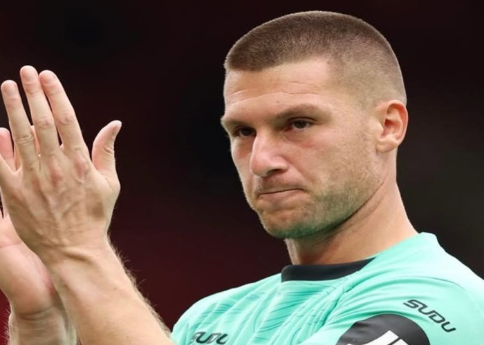 Manchester United Incar Sam Johnstone, Michael Carrick Siap Pulangkan Eks Kiper Akademi Setan Merah