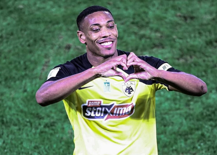 Malaga Pertimbangkan Rekrut Anthony Martial, Leeds United Tak Lagi Dikaitkan