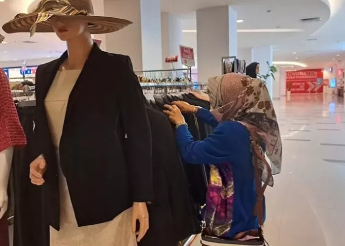 Viral Rojali dan Rohana! Pengunjung Mal Sekarang Cuma Jalan-Jalan, Kenapa?