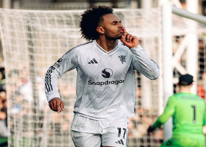 88 Persen Fans Manchester United Kompak! Joshua Zirkzee Diminta Angkat Kaki dari Old Trafford