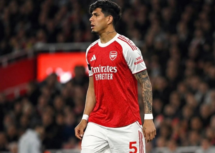 Barcelona Pantau Piero Hincapie, Arsenal Berupaya Amankan Masa Depan Bek Andalannya
