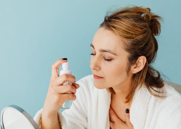 Hypochlorous Acid: Kandungan Multifungsi untuk Menenangkan dan Melindungi Kulit