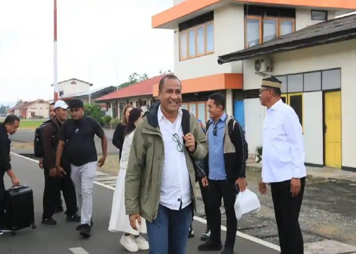 Resmi Bertugas, Brigjen Alfred Papare Tiba di Manokwari sebagai Kapolda Papua Barat