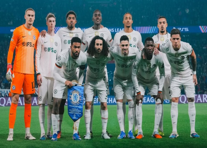 Chelsea Siapkan Perubahan Strategi Transfer, Liam Rosenior Isyaratkan Tambahan Pemain Berpengalaman