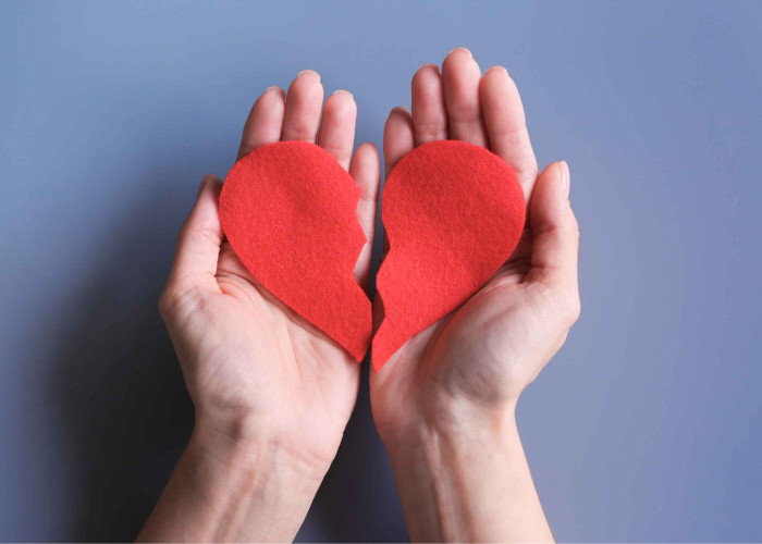 Putus Cinta Bukan Akhir Dunia: Cara Melewati Fase Heartbreak dengan Waras