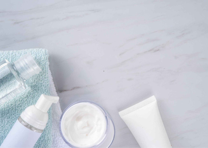 Tren Skin Minimalism: Mengapa Sedikit Produk Justru Bikin Kulit Lebih Glowing
