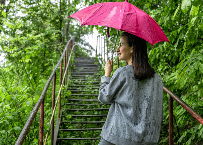 BMKG Keluarkan Peringatan Dini Cuaca 4–5 April 2026, Hujan Lebat Berpotensi Meluas di Indonesia!