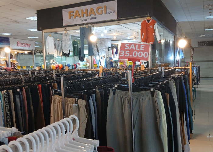 Ramai Thrifting, Tapi Siapa yang Paling Dirugikan?