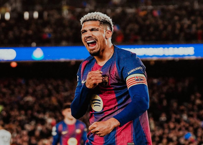 Nasib Ronald Araujo di Barcelona Mulai Tak Pasti, Hansi Flick Punya Rencana Besar