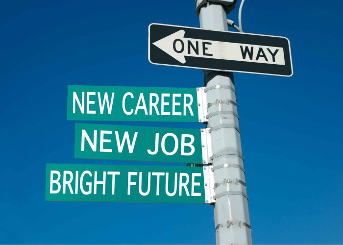 Mau Pindah Jalur Karier? Ini Tips Menulis CV untuk Career Switcher Agar Dilirik HRD