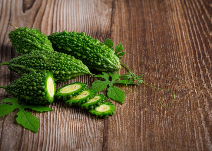 Sering Minum Jus Pare untuk Diabetes? Ini Penjelasan Medisnya