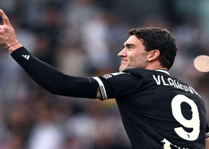 Manchester United Incar Dusan Vlahovic Gratis! Juventus Lepas Striker Tajam, Sesko Punya Pesaing Baru