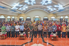 Bahas Ketimpangan Daerah, Gubernur Papua Barat Kumpulkan Seluruh Bupati