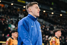 Liam Delap Pilih Bertahan di Chelsea, Siap Berjuang Meski Minim Gol