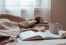 Jenis Buku Terbaik untuk Dibaca Sebelum Tidur