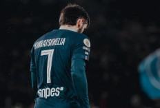 Liverpool dan Arsenal Gagal Dapatkan Kvaratskhelia, PSG Pasang Tembok Kuat